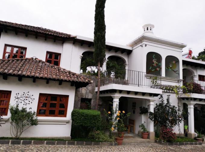אנטיגואה גואטמלה Hotel Y Jardines Casa Buho מראה חיצוני תמונה