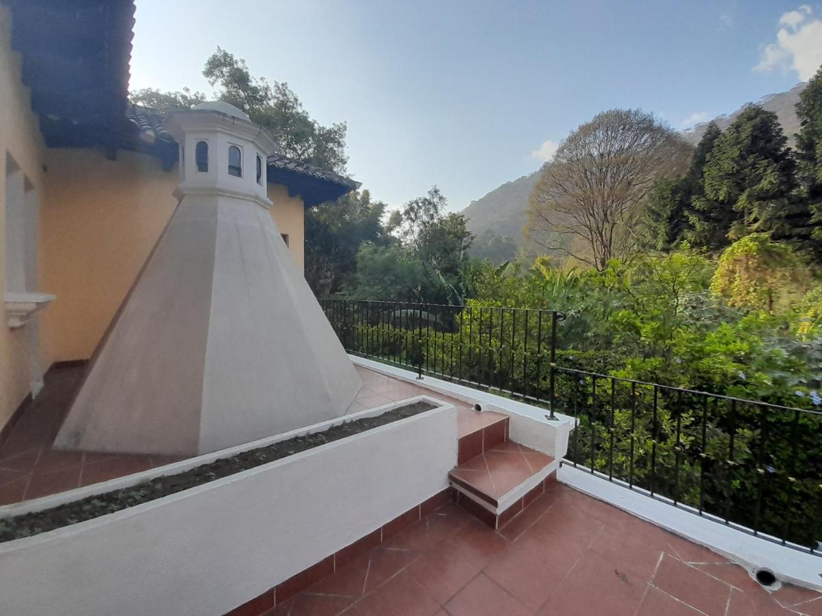 אנטיגואה גואטמלה Hotel Y Jardines Casa Buho מראה חיצוני תמונה