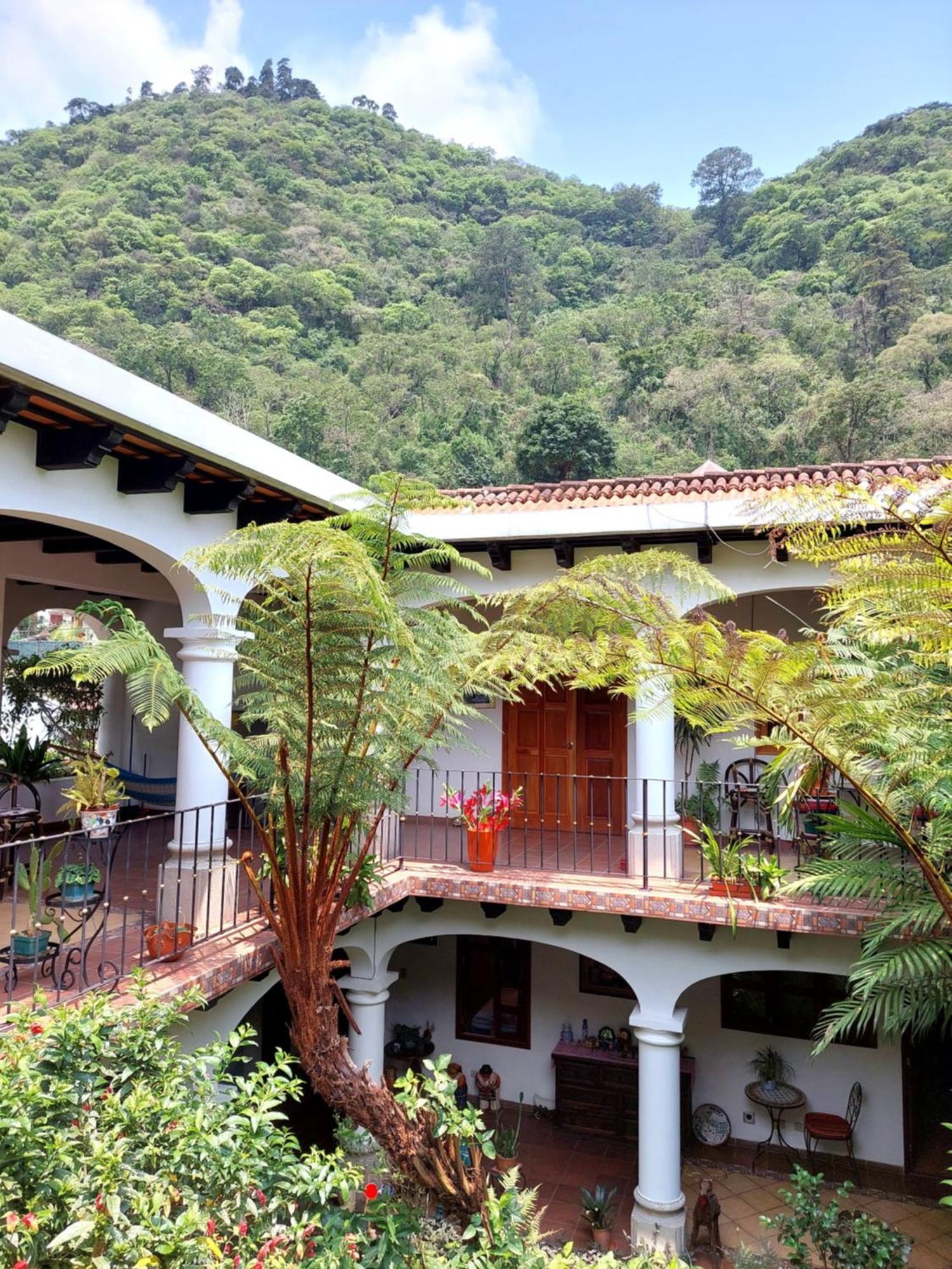 אנטיגואה גואטמלה Hotel Y Jardines Casa Buho מראה חיצוני תמונה
