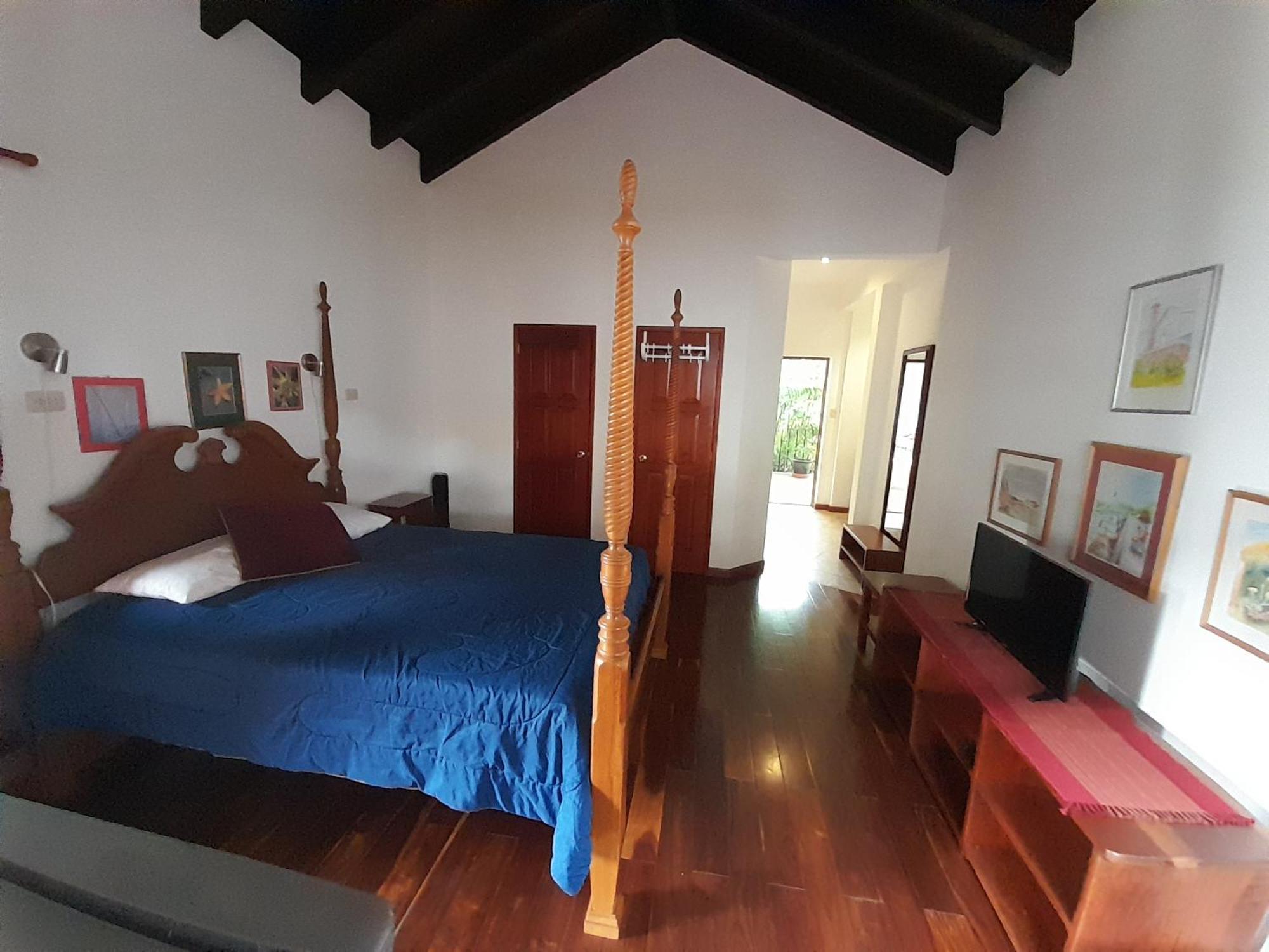 אנטיגואה גואטמלה Hotel Y Jardines Casa Buho מראה חיצוני תמונה