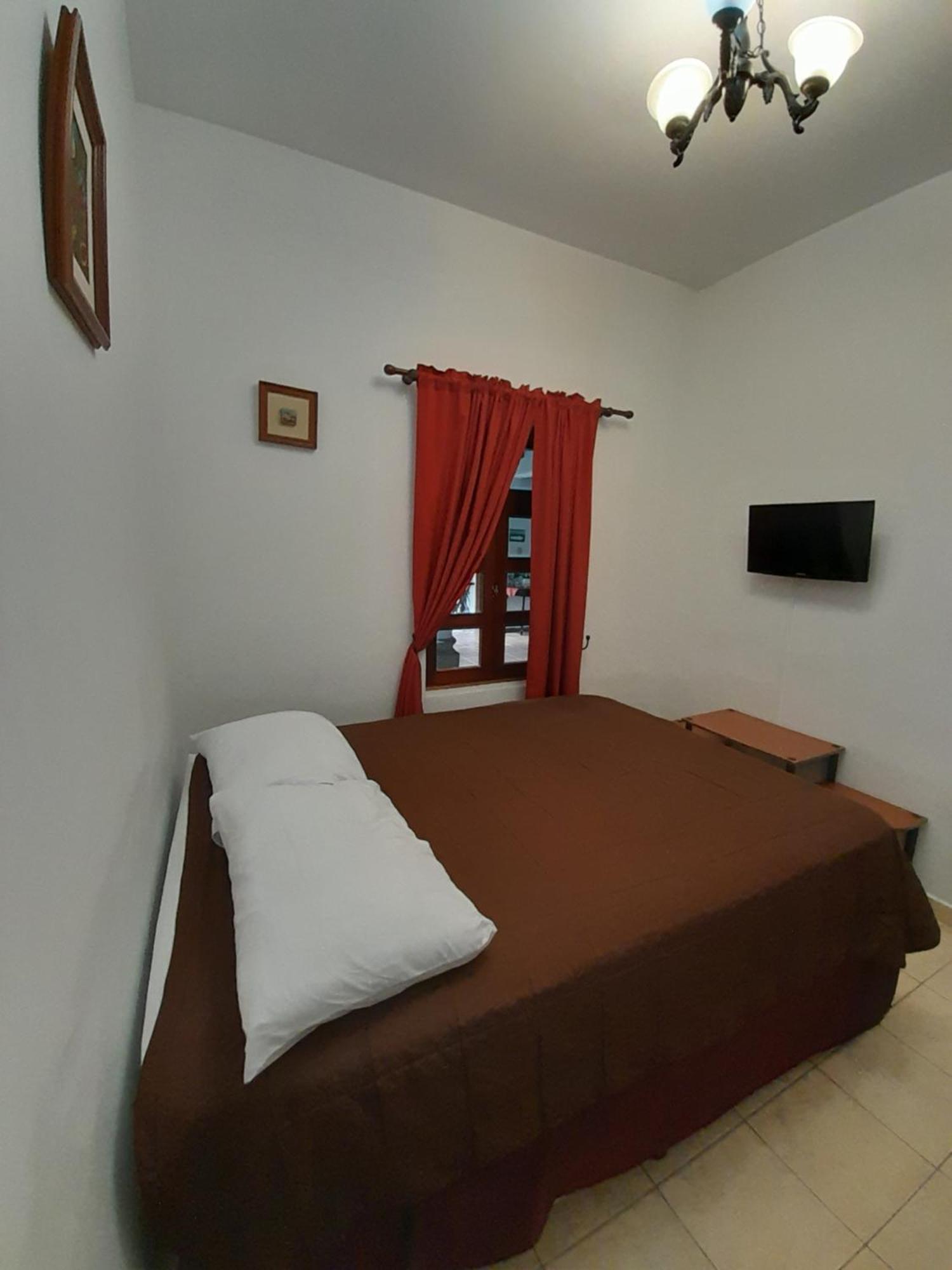 אנטיגואה גואטמלה Hotel Y Jardines Casa Buho מראה חיצוני תמונה